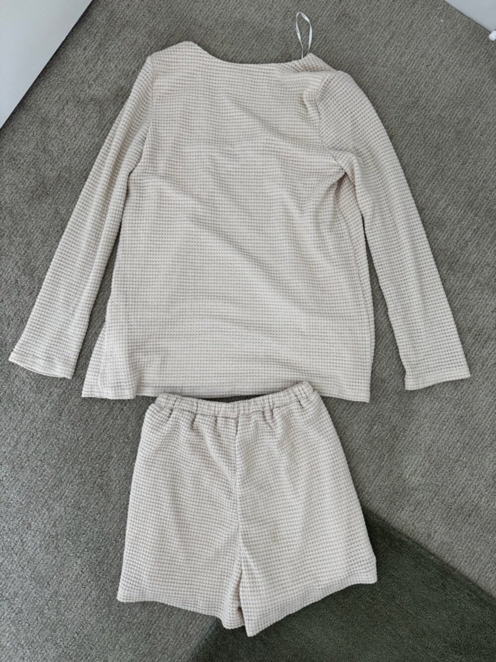 Sabo Beige Waffle Knit Matching Top and Shorts Set - Small - Picture 4 of 7